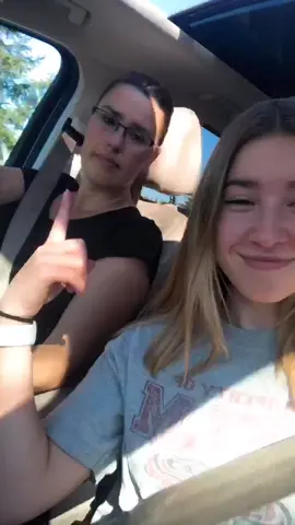 hi mom so there’s this app called tik tok ... #fyp #foryoupage #foryou #toosieslide #seattle #washington