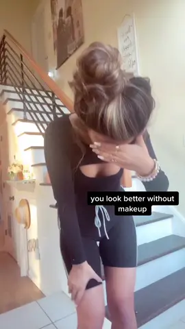 ew this is so conceited but im so sick of those comments because i love to do my makeup!!🤍✔️😂 💄 #fyp #nomakeup #foryoupage #nomakeupchallenge