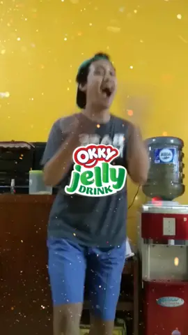 #GoyangOkkyDimulut aku suka okky jelly drink