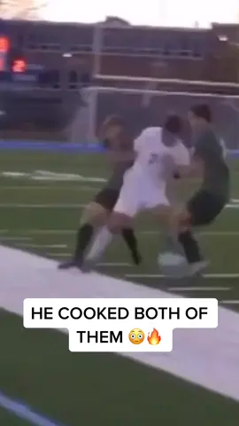 He really got them #fyp #foryoupage #featureme #feature via thelucasross, lucasross.soccer/IG
