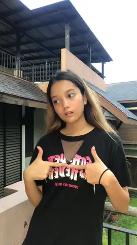 @imanopiee you’re the reason i cant stop doing this dance haha