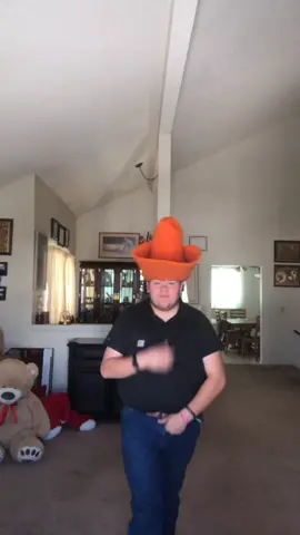EASIEST TIKTOK DANCE EVER😍😍#musiclives #viral #xyzcba #foryoupage