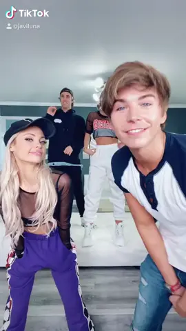 @katjaglieson @modelroz @tristantales