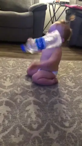 This baby really hit the bottle flip. 🤯😂 (via @rachaelmarieeeeee)