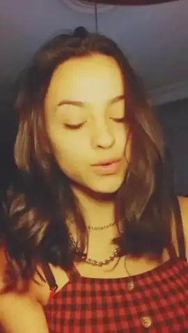 gülüşü güzel tiktoker etiketleyin bakim 😍❤