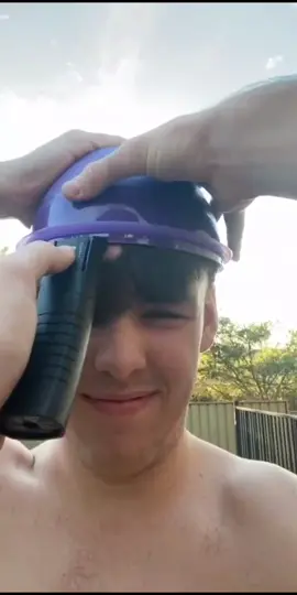 Bravery comes in many forms 😂✂️ (bayleylasscock)