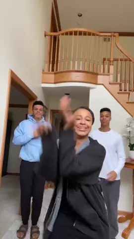 Got my brothers to do a dance with me @evan_frazier16haha @w_fraz