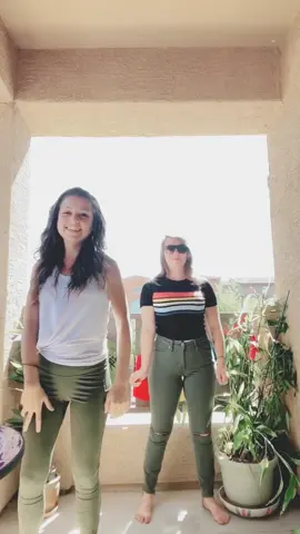 @channnniiiing just a couple of bored girls in quarantine 🤣💁🏻‍♀️