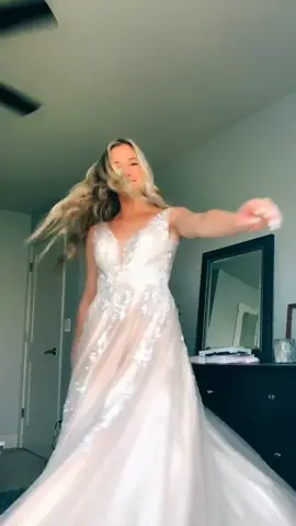 today’s mood🥺 #fyp #promplaylist #goingpro #MMMDrop #promdress