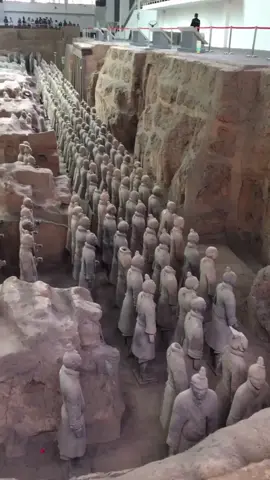 The eighth miracle of the world,those are founded in Emperor Qin Shihuang’tomb,some people think those are living soldiers and horses #travel #foryou