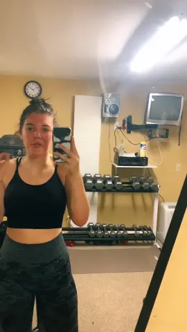 🥵 #workout #chloetingchallenge #challenge #abs #sweaty