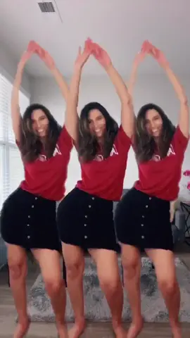 Felt like dancing today 💃🏾 #neverfitin #netflix #dance #fyp #viral @netflix #foryou