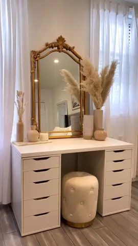 Small updates to my makeup vanity that make me so happy 🌾✨ #homedecor #ikeahacks #makeupvanity #lifeathome