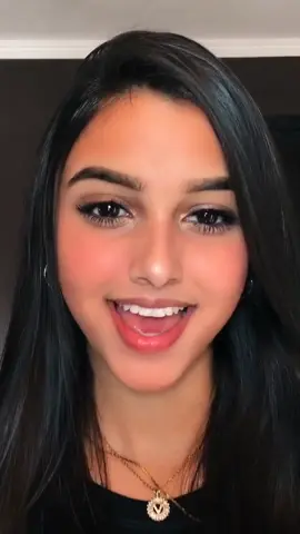 óyeme mamacita