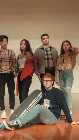 Burberry fuego photoshoot at our school in Hawaii!  80s #hawaii #foryoupage