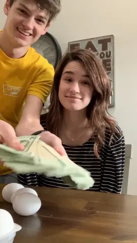 She really thought she would get the $2,000 😂💀#tiktok #couple #prank #challenge