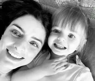 #aislinnderbez #kailani #momanddaughter #momlife