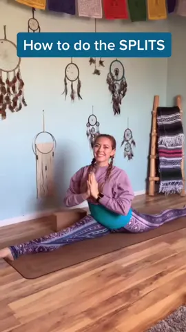 How to do the SPLITS! Take your time in each stretch. 🧘🏼 #yoga #splits #LearnOnTikTok #tiktokpartner #foryou