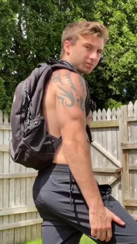 would I make a good @netflix character?