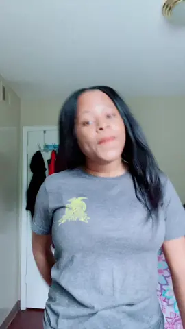 N ion like who you like🤨 #fyp #tiktokwellness #xyzcba #got2bhome #JustDanceMoves #AlmondWalk #wipeitdownchallenge