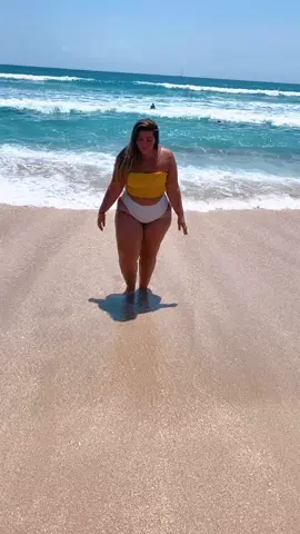 Thick girls got it too! #fyp #foryourpage #thickgirl #curvy #curvygirl #plussize #bodypositivity #selflove #viral #confident