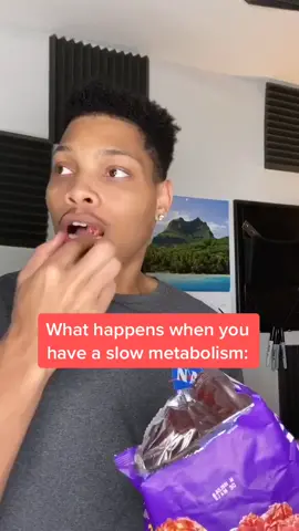 Comment your favorite quarantine snacks😭 lets hit 1 mil before my birthday May 30th🔥 @dices2.0 #realityripple #dinoday #iamdices #cellsatwork