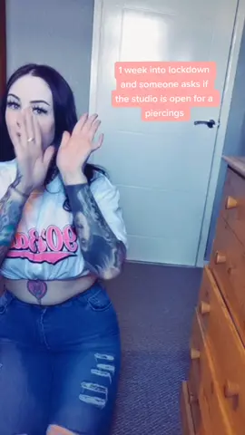 POV:I'm losing my shit at customers #fyp #foryou #foryoupage #foryourpage #tattooed #girlswithtattoos #scottishtiktok #scottish #houseoftiktok