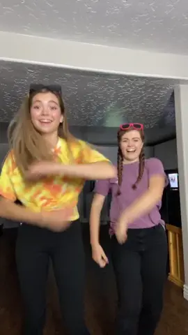 I was this 👌🏼 close to slipping at the beginning @allaroundaudrey #fyp #foryou #Siblings
