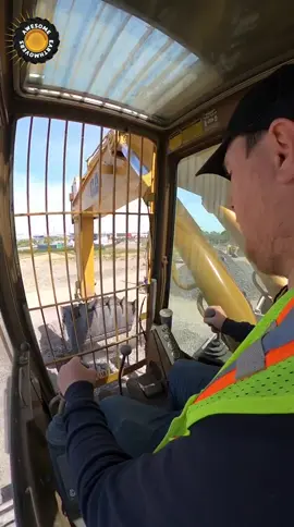 #excavator #digger #bulldozer #operator #scraper #mining #quarry #construction #backhoe #truck #gopro #gopromax #dozer