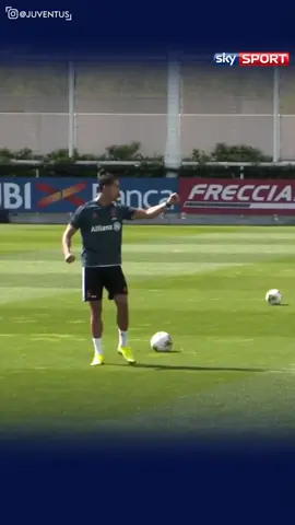 CR7 from Downtown! 🔥🏀  #SkySport #CR7 #Ronaldo #sport