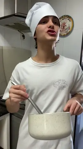 vocês gostam de comida japonesa? kkkkkk marca aí seu amigo viciado em japonês 😂😂