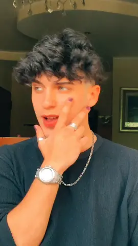 La prossima volta uso lo smalto nero🖤