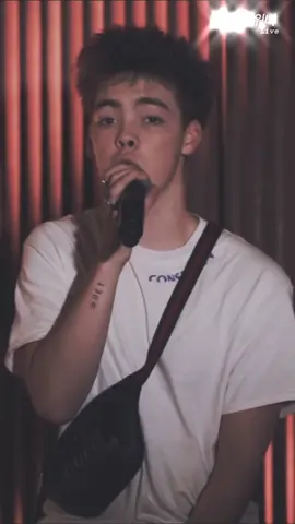 zach 🍋💡@whydontwemusic #whydontwe #wdw #limelight #zachherron #foryou