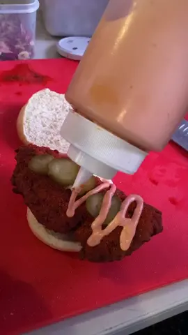 Yes or no. #friedchicken #burger #food #springdiy #tiktokfood