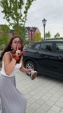 Er hat‘s nicht anders verdient @jonessens_ 😂🤷🏽‍♀️ #fyp #fürdich #prank #couplecomedy
