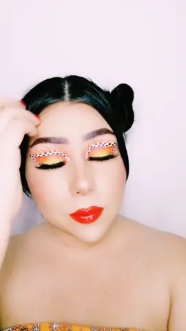 Jaja mi cara de 🤣🤣👌😝#diversión #human #fyp #makeup #parati #lookartis #foryou #viral #firemakeup #firemakeup #paratí #diversion #instamakeup