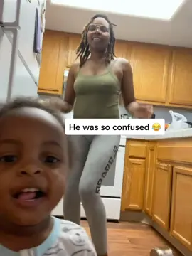 How quickly his face changed 😂😂#momlife #ratchetmom #babysharkremix
