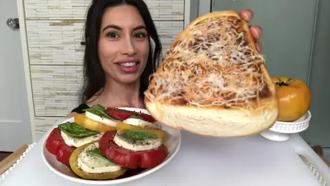 WATCH THIS ENTIRE VIDEO ON MY YOUTUBE #asmreating #crunchy #oddlysatisfyingvideo #foryou #garlicbread #food #satisfying #fyoupage #eatingsounds