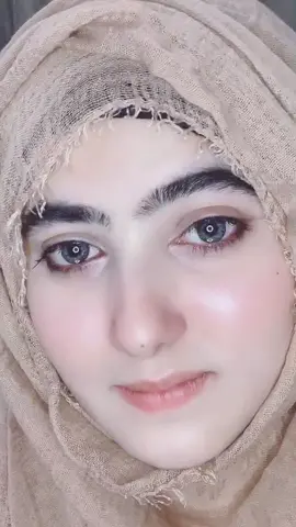 Tu kaha he 🥺 #fyp #foryoupage #tiktok #india #foryou #sad #heartbroken #cry #lovebirds #trend #famous #tearschallenge #1million #likeforlike #story