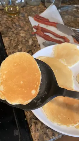 CHE COSA USANO PER CONDIRE I PANCAKE CHEECK.  che vorresti provare? #furladance #KeepingItCute #cook #sweet #america #perte #italy #usa #for #u #fypシ