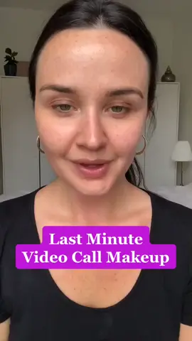 When he video calls you with no warning! @lydiabarnesmakeup #LearnOnTikTok #makeup