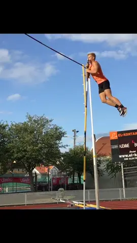 CEO of pole vault fails🙈😅 #fail #polevault #fails #foryoupage