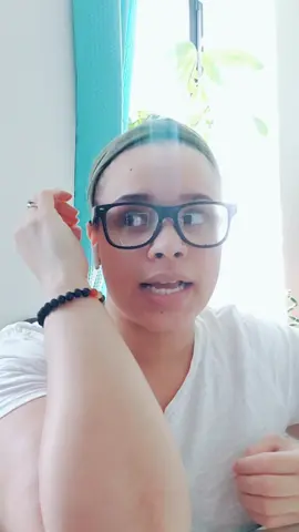 #cuentamequeloquehay #tucreesquesiyosigohablandolehaci #ellamevaacojermiedo #esqueellaesmuygrande #dime #hmm  #comedia  #tiktokhumor