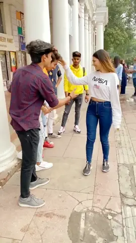 Kya is video se mere 4M family hojaegi chlo dekhte hai 🥺😍 @kunal__tomar @nitesh.01 @smita_000 #foryou #trending #foryoupagе #truelove #vaibhavyadav