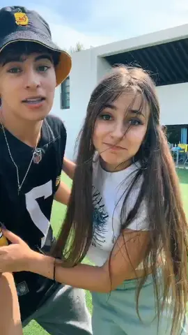 Queda poco para el millón en Instagram @sieteex 😳 @monismurf 💛
