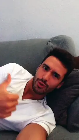 Haré algún día un vídeo sin estar tirado en la cama/sofá? 😂 #fyp #jeepeta #anuel #spain #tiktok #follow #like #cute #me