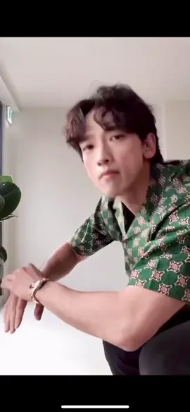 Casually changing my outfit be like..🐉