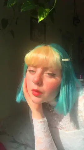 i still need to tone my bangs but 💙🥺