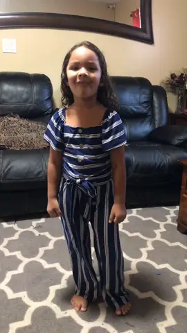 She dance better than me I’m SHOOK #fyp #funny #sogood
