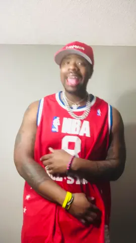 Chris brown popping freestyle! #diorworthy #fyp #motivation